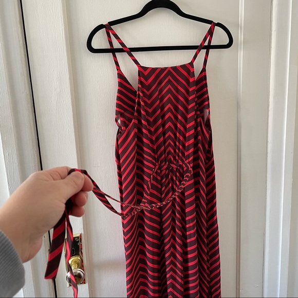 French Connection red & navy chevron print 100% silk maxi dress size 10 - Picture 12 of 13